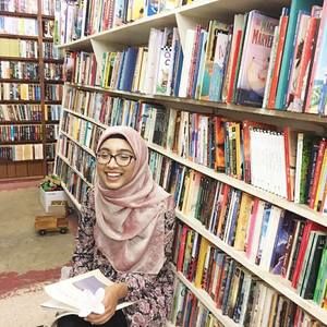 Meet your Posher, Salma